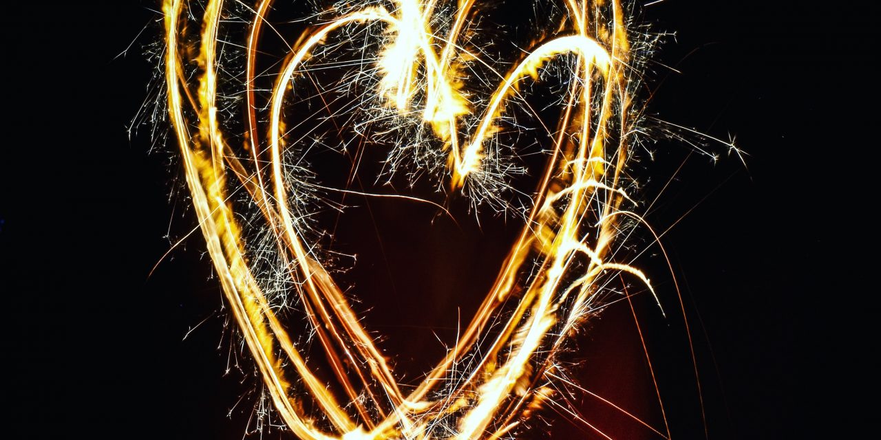 https://valentimatchmaking.com/wp-content/uploads/2020/07/heart-shaped-fireworks-862516-1280x640.jpg